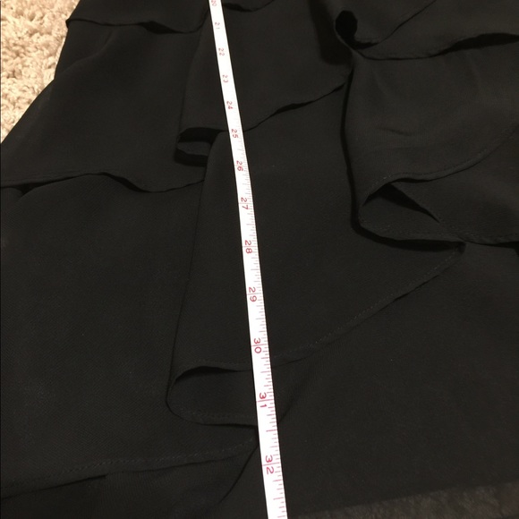 White House black market ruffles dress - Picture 5 of 8